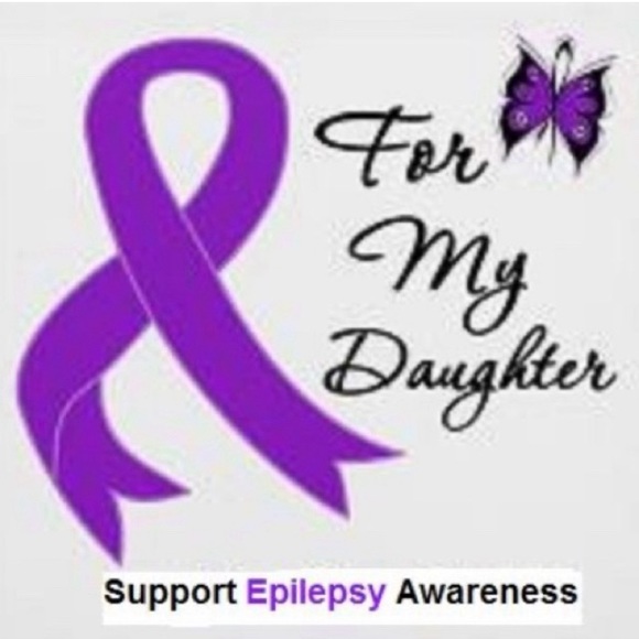 Hi!! I’m Brightmoon 🫶🏼🌻 - Picture 9 of 13